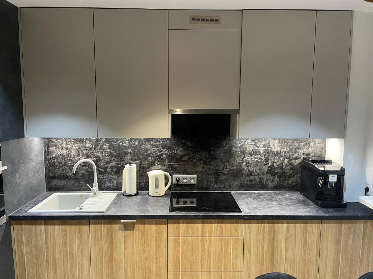 Brzostek Apartment Варшава Екстериор снимка