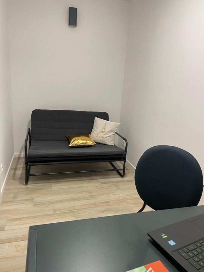 Brzostek Apartment Варшава Екстериор снимка