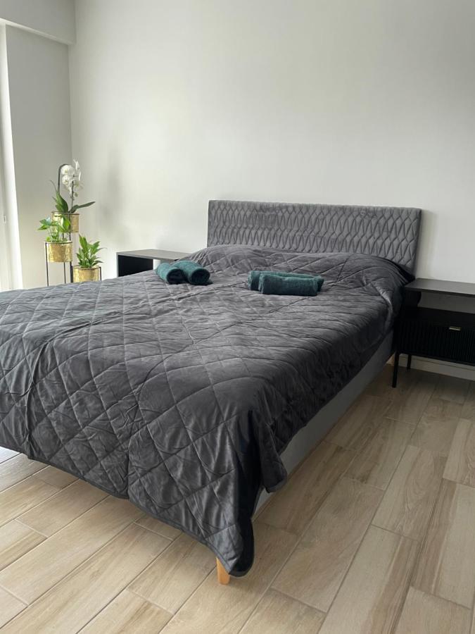 Brzostek Apartment Варшава Екстериор снимка