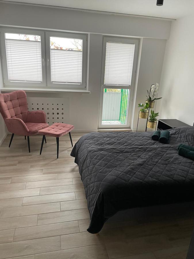 Brzostek Apartment Варшава Екстериор снимка